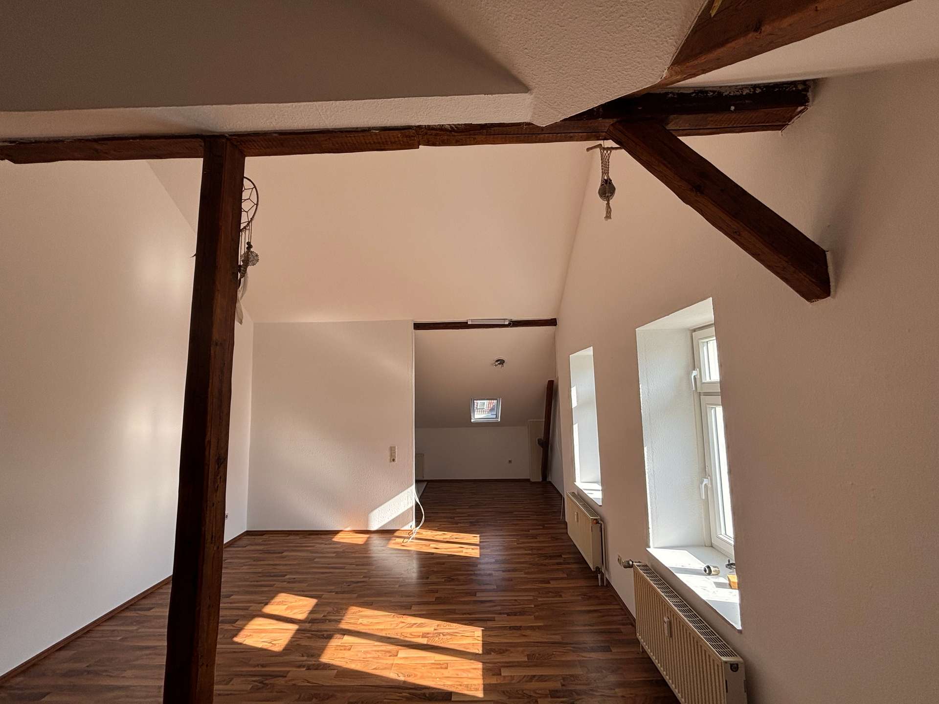 Titelbild - Singlewohnung im Dachgeschoss