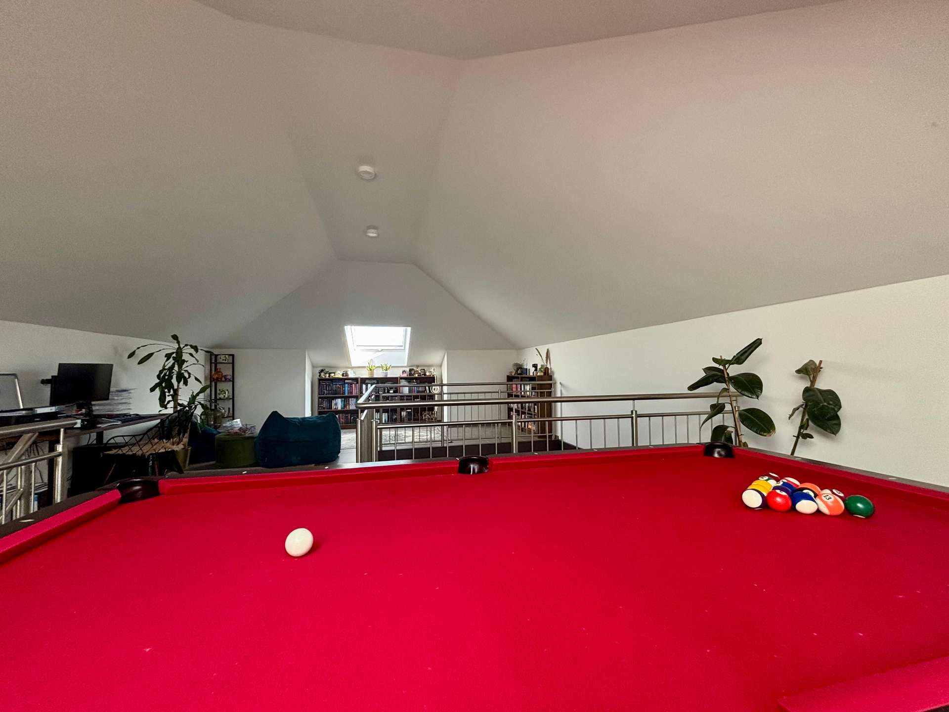 Billard - Wohnen mit Penthouse-Flair!
